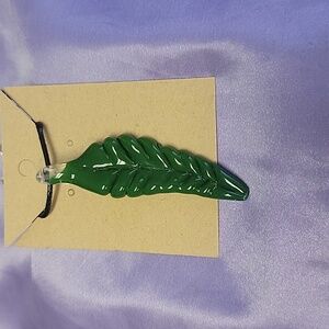 N15 Forest Green - Handblown Glass Leaf Necklace